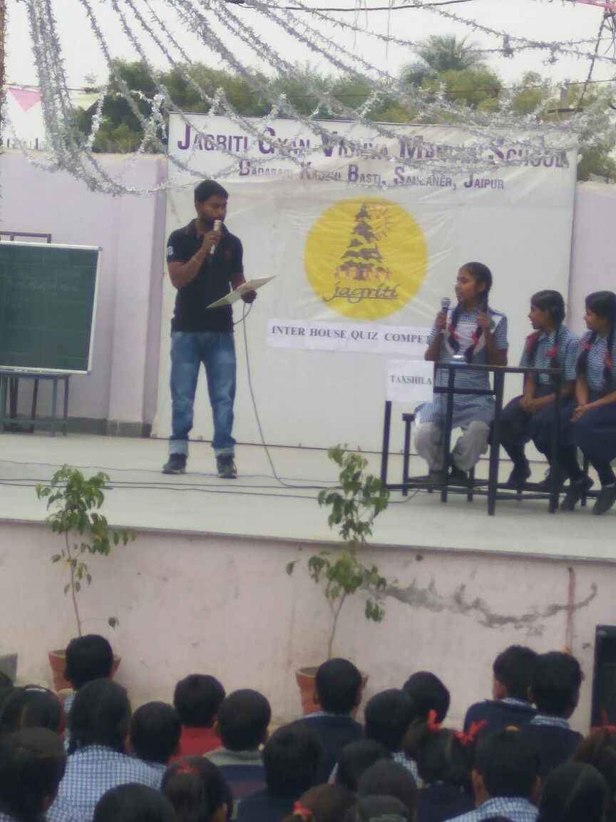 An Inter House Quiz Competition was held at Jagriti Gyan Vidhya Mandir School, Sanganer on 18.11.17.Team of three students from each house (Ujjain,  Sanchi, Takshila and Nalanda) participated in this inter house Quiz Competition. In furtherance to it, in future, we will have Inter School Quiz Competition amongst Jagriti Schools.